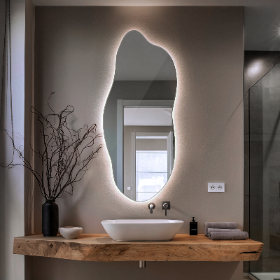 Espejo con forma original led innovador
