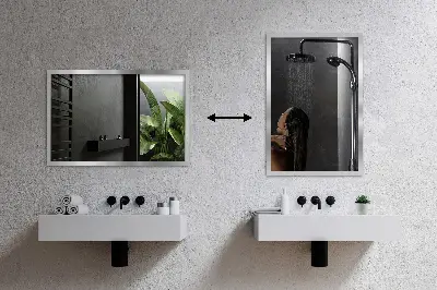 Espejo de pared con marco plateado moderno y elegante