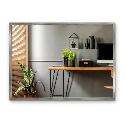 Espejo de pared con marco plateado moderno y elegante