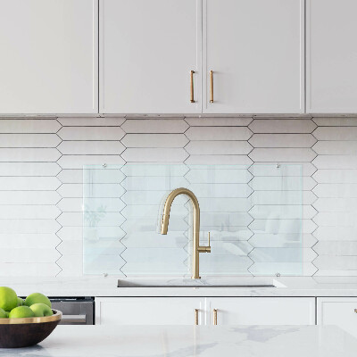 Panel de cocina transparente