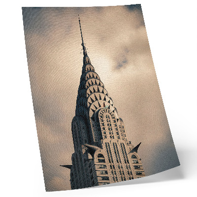 Póster Una elegante torre, simetría visual y una gran variedad de formas arquitectónicas.