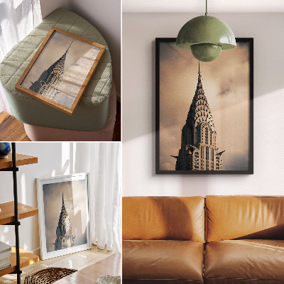 Póster Una elegante torre, simetría visual y una gran variedad de formas arquitectónicas.