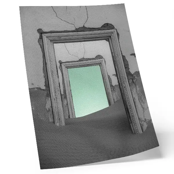 Póster de surrealismo edificios abandonados en el desierto verde