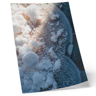 Póster con colores saturados Cristales de hielo en tonos blancos y azules para crear un ambiente invernal.