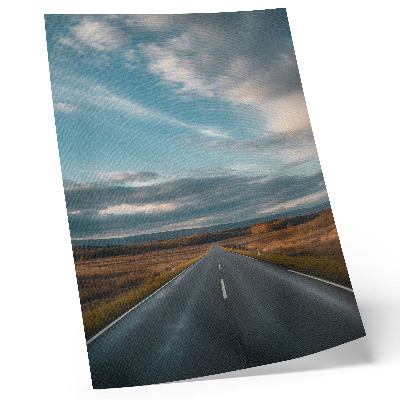 Lienzo decorativo moderno Un camino a través de la llanura otoñal bajo un cielo azul
