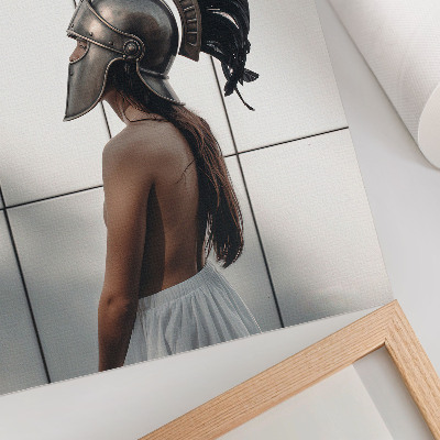 Póster con colores saturados Figura con casco, estilo clásico realista.