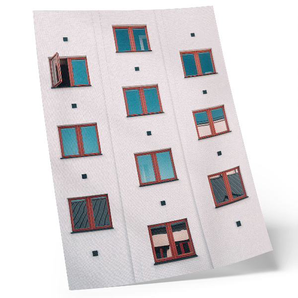 Lienzo decorativo moderno Marcos naranjas, ventanas azules, fachada blanca