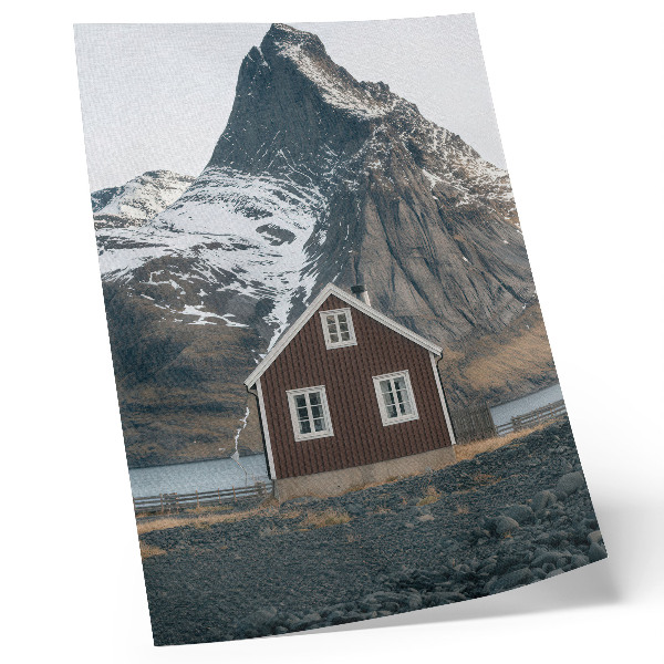 Lámina artística de alta calidad Paisaje de montaña, casa de madera, picos nevados