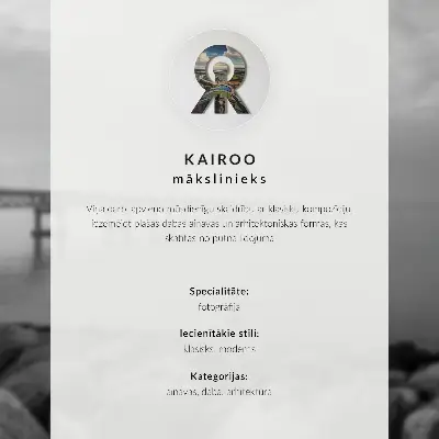 Póster superficie de agua en calma con colores cálidos del cielo y un puente