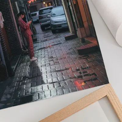 Lienzo decorativo moderno con faroles en las calles creando un ambiente nocturno
