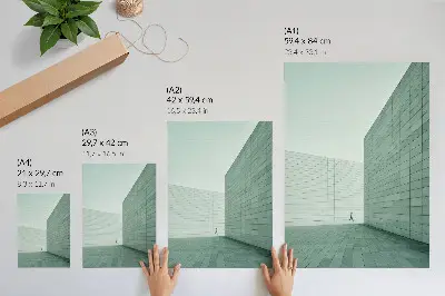 Póster con diseño de paredes geométricas grises y figura minimalista