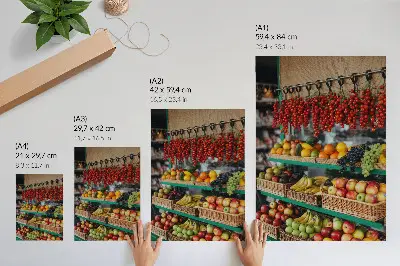 Lienzo decorativo moderno con frutas coloridas que evocan el aroma de la tradición y la atmósfera de la naturaleza
