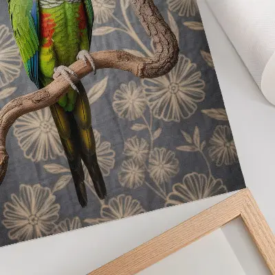 Póster de loro en rama con flores diseño con colores saturados, flores color crema y fondo azul