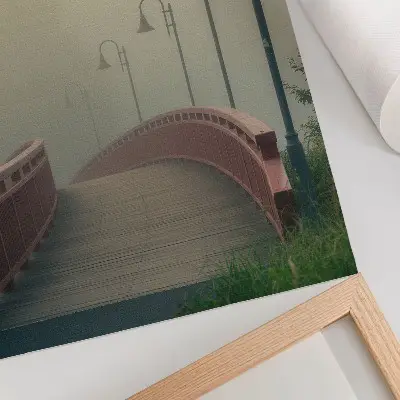 Lienzo decorativo moderno diseño de faroles sobre el puente entre la niebla con estilo armonioso y gentil
