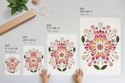 Lienzo decorativo moderno con diseño de mandala floral simétrico en tonos rosa, crema y verde