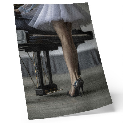 Lienzo decorativo moderno Bailarina al piano, elegancia y delicadeza.
