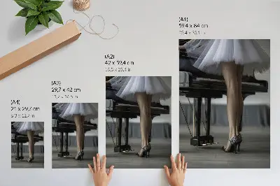 Lienzo decorativo moderno bailarina al piano con elegancia y delicadeza