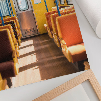 Lienzo decorativo moderno Interior del vagón amarillo con asientos naranjas