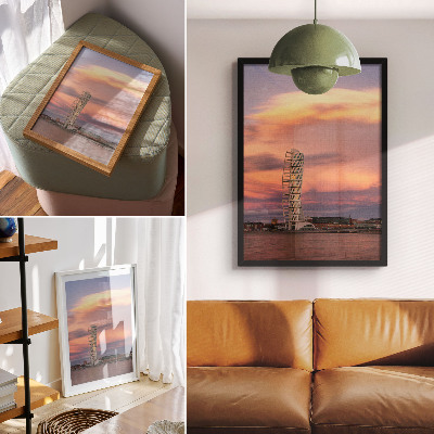 Lámina artística de alta calidad Torre moderna, puesta de sol sobre cielo pastel