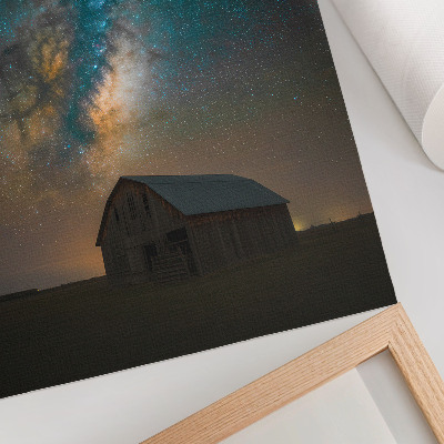 Lámina artística de alta calidad Cielo nocturno con estrellas y la Vía Láctea sobre el granero.