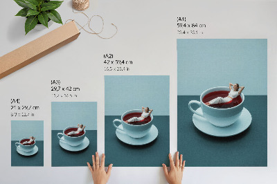 Póster con colores saturados Una taza de relajación surrealista