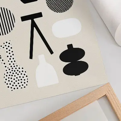 Póster de patrones geométricos con motivos en blanco y negro sobre fondo beige y colores saturados
