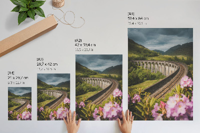 Póster con colores saturados Viaducto de piedra, colinas verdes, flores en tonos pastel
