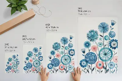 Póster de flores azules modernas con colores saturados sobre fondo blanco