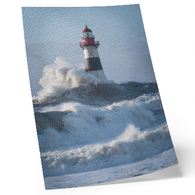 Póster Las olas golpeando el faro, alto contraste, el poder de la naturaleza.