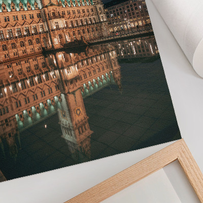 Póster de arquitectura clásica con colores saturados al atardecer