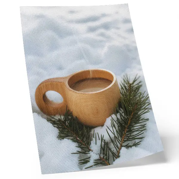 Lienzo decorativo moderno taza de madera con diseño de paisaje nevado y ramitas verdes