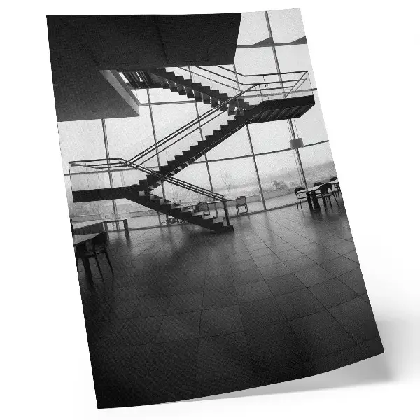Póster de escaleras modernas de elegancia geométrica con colores saturados