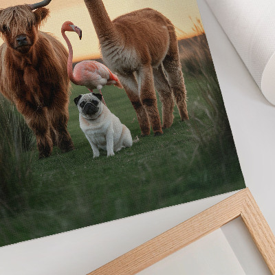 Póster Animales con el telón de fondo de una puesta de sol, la armonía de la naturaleza.