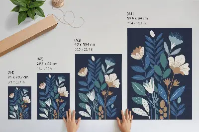 Lienzo decorativo moderno con diseño de hojas azules y flores color crema con detalles marrones