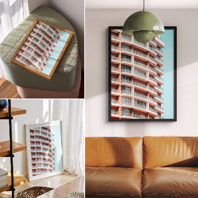 Póster con colores saturados Arquitectura moderna con balcones abiertos