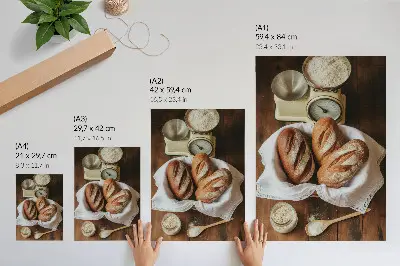 Póster escala de balanza con cesta de pan sobre superficie de madera con harina