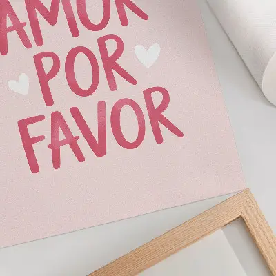 Póster de diseño alegre con letras de corazón rojo y colores saturados