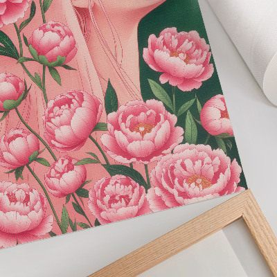 Póster con colores saturados Una mujer entre peonías rosas sobre un fondo verde.