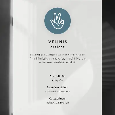 Póster de pared rosa con figura de ventana diseño con colores saturados