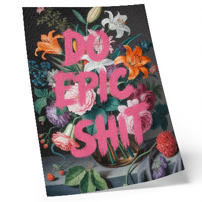 Póster con colores saturados Letras rosas sobre un fondo de flores coloridas