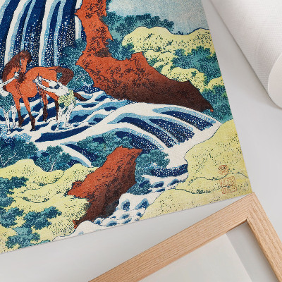 Póster con colores saturados Grabado japonés antiguo en madera de Hokusai que representa las cataratas de Yoshitsune en Yoshino, provincia de Izumi (1833-1834).