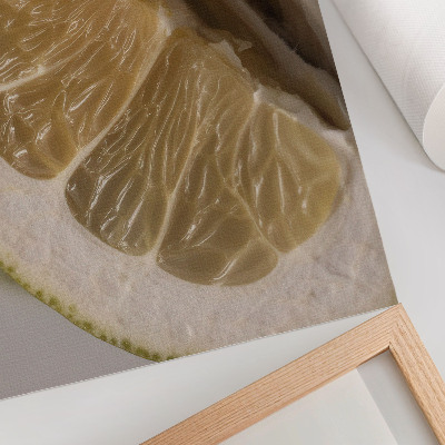 Lienzo decorativo moderno una rodaja de cítricos con gajos jugosos