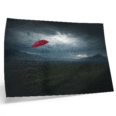 Lámina para cuadro Paraguas rojo, nubes oscuras, paisaje de montañas