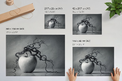 Lámina para cuadro contraste armonioso entre la manzana y la rama en monocromo