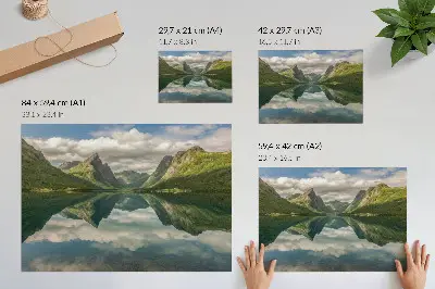 Lámina para cuadro montañas pintorescas sobre el lago con reflejo nítido