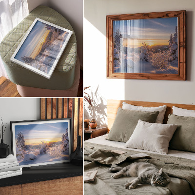 Arte de pared Paisaje invernal con nieve y sol en el horizonte.