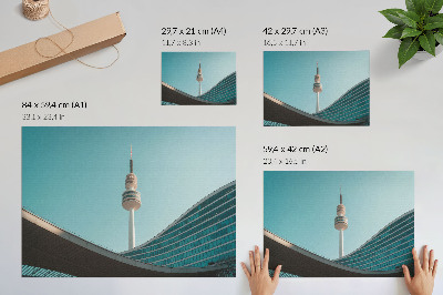 Arte de pared Torre moderna de la ciudad con cielo azul
