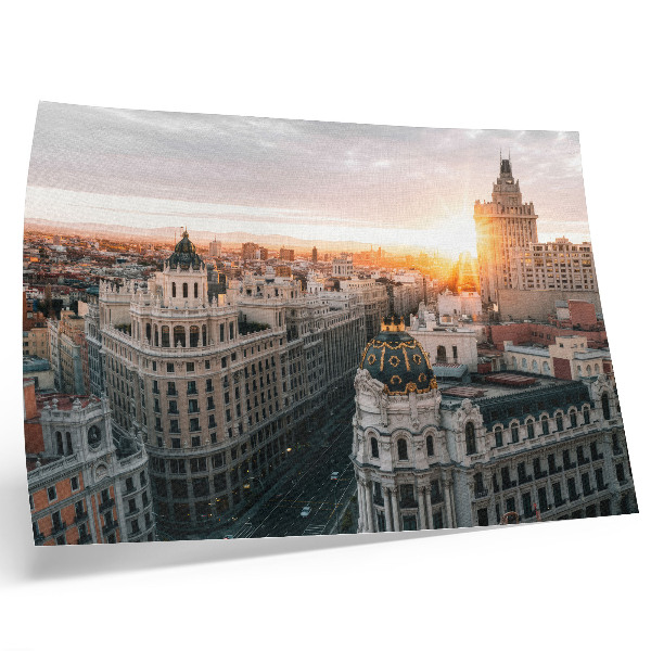 Arte de pared Una ciudad nocturna con una arquitectura majestuosa.