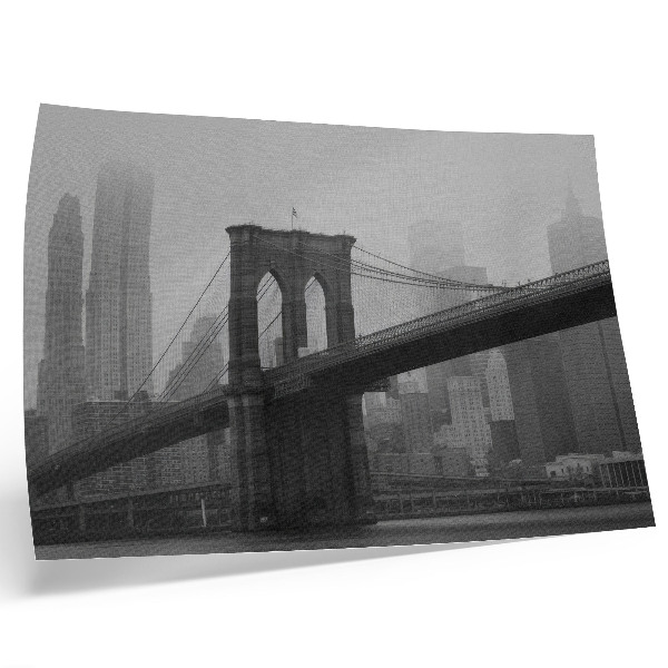 Lámina para cuadro El puente y la ciudad en tonos grises, paz y elegancia.