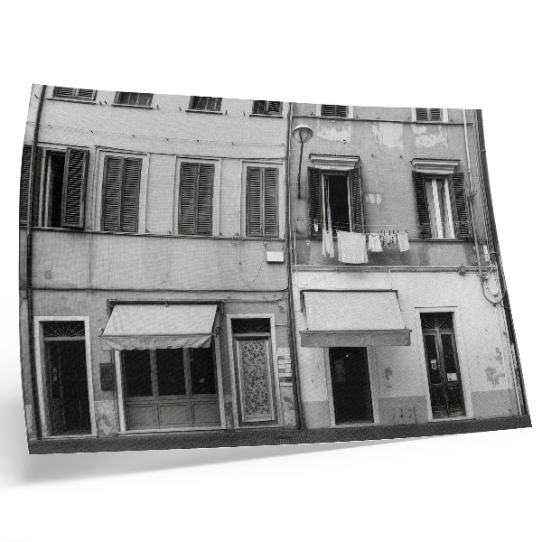 Lámina para cuadro La fachada del edificio de apartamentos, el contraste entre blanco y negro, el minimalismo.